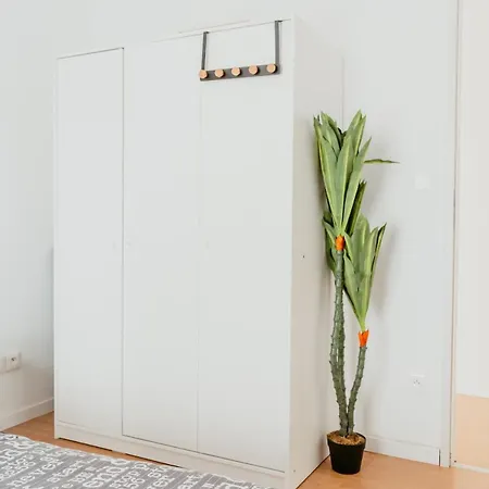 - Le Quai 03 * לה האברה